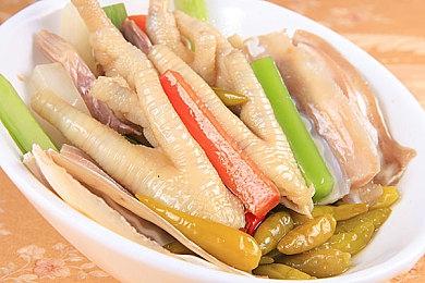 像素风格动作冒险游戏《史诗级NPC男子钓鱼的好日子》现已上线Steam平台